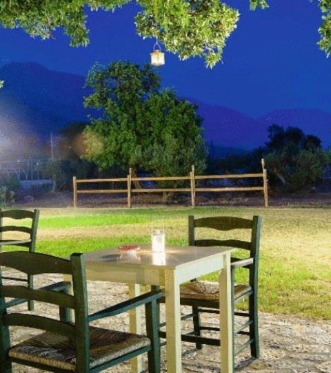 Vlyhada Guesthouse Pírgos Dhiroú Dış mekan fotoğraf